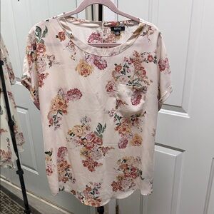 Buffalo David Bitton Blush Floral Pocket Short Sleeve Blouse